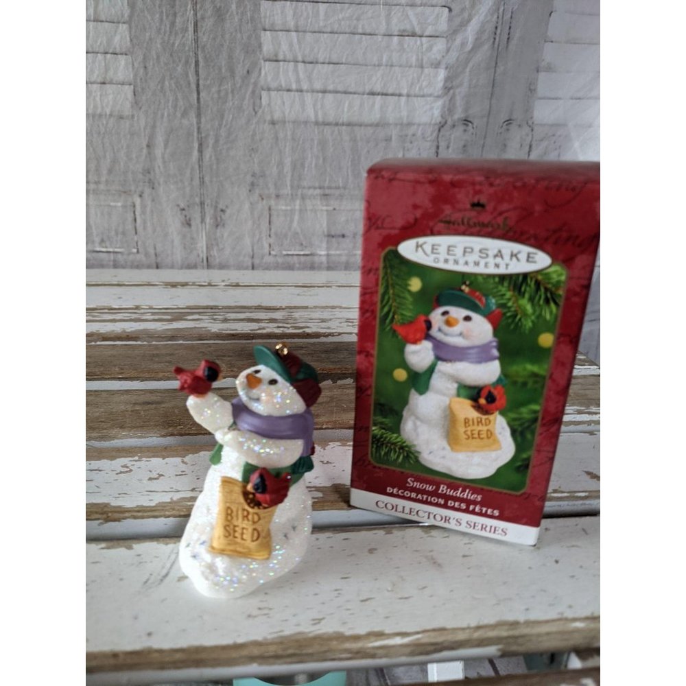 Hallmark snow buddies Cardinal 2000 ornament‎ third